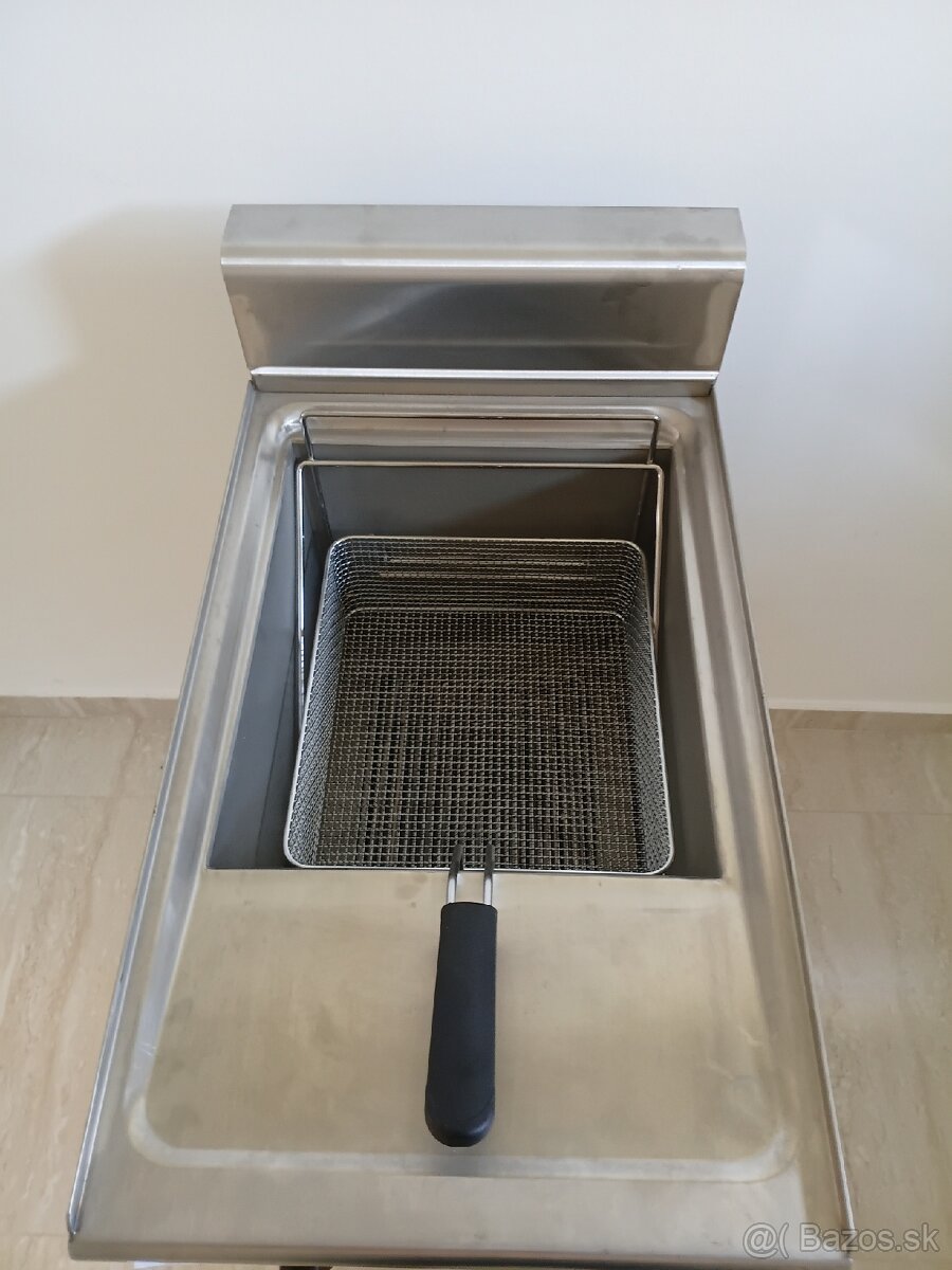 Elektrická stojaca fritéza 18 l - 2