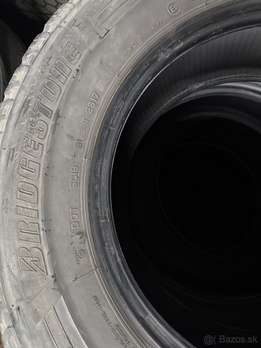 215/70R15 C - 2
