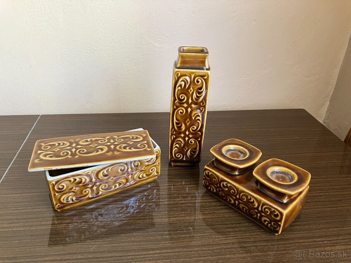 Hnedá keramika set, z r.1970 - 2