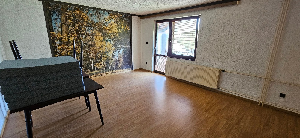 5 izbový poschodový rodinný dom, 2x veľká garáž - 2