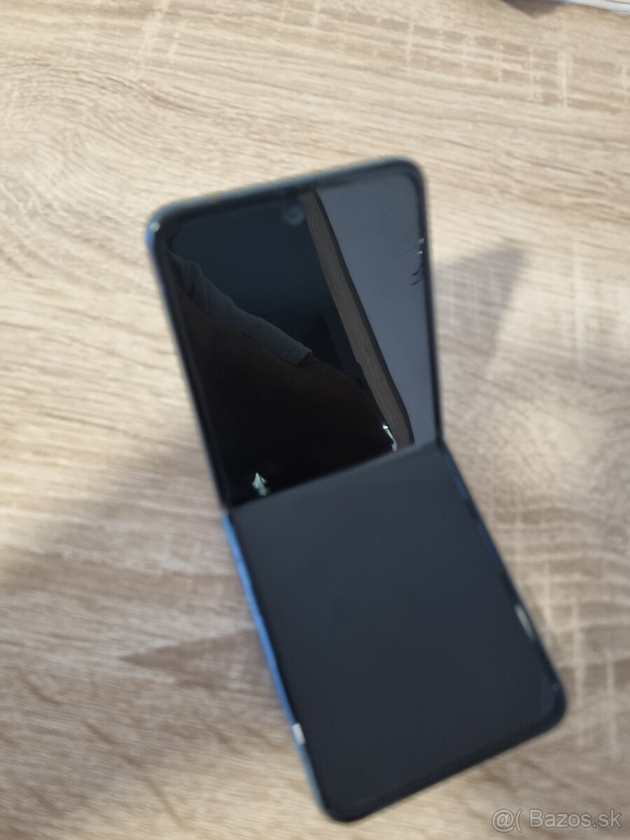 Samsung galaxy Zflip 128gb 5G - 2