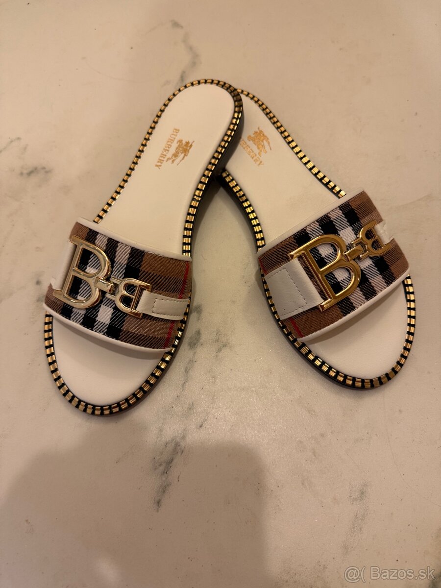 Šľapky Burberry - 2