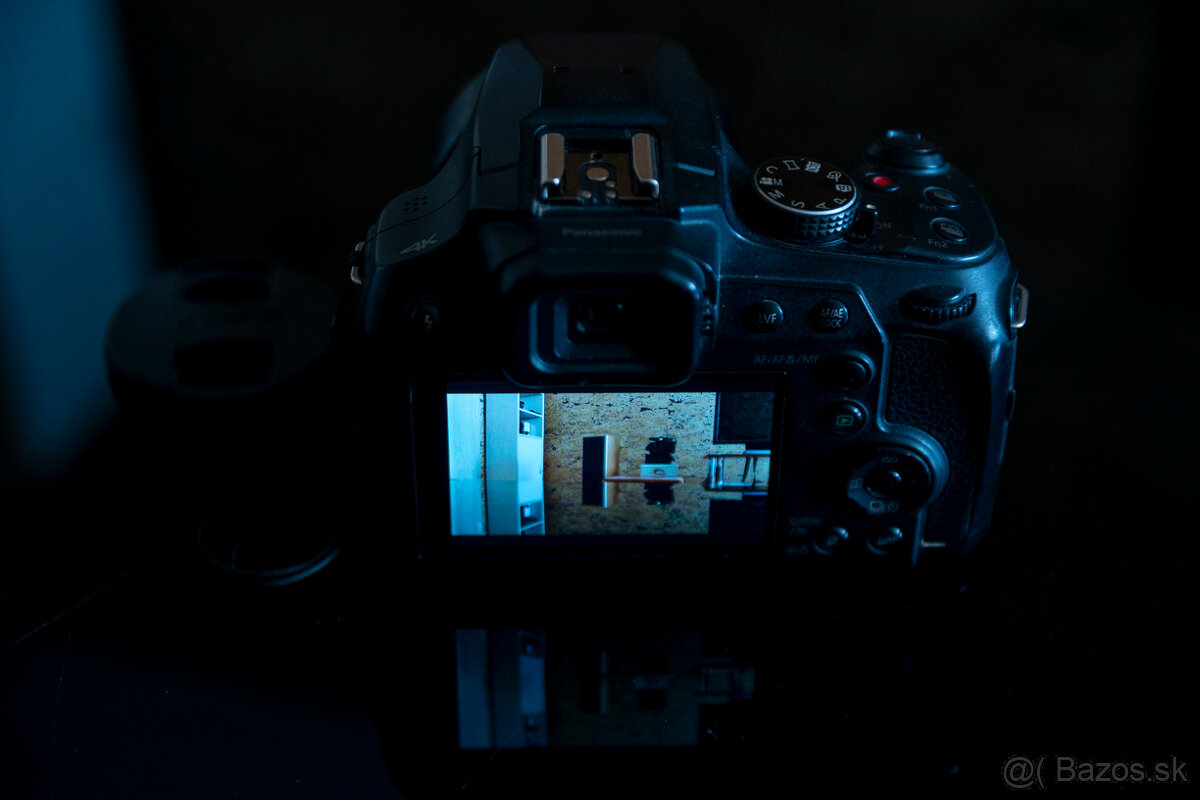 Panasonic DC-FZ82 - 2