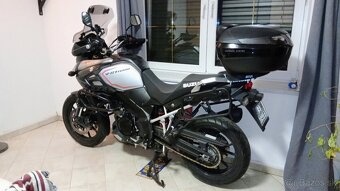 Suzuki Vstrom DL 1000 - 2
