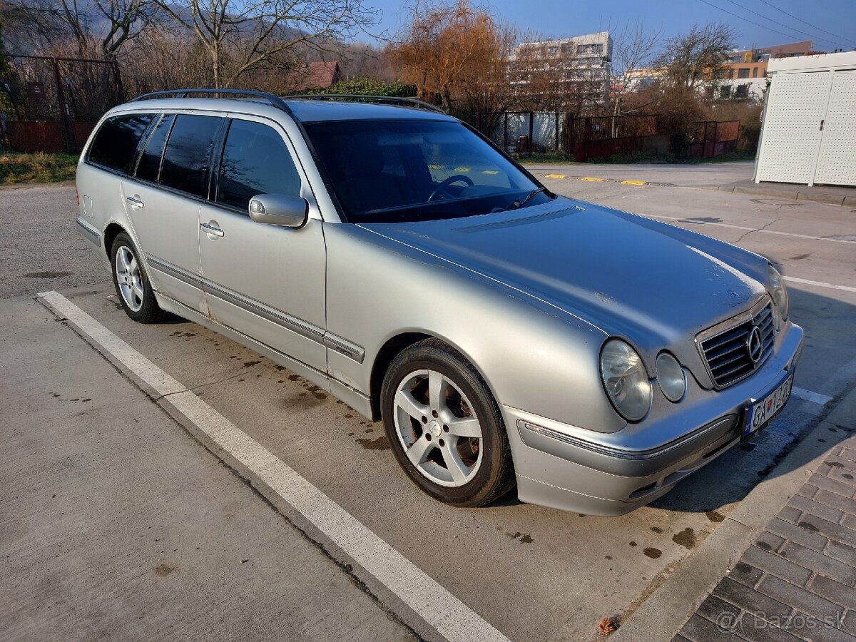 Mercedes-Benz E270cdi - 2