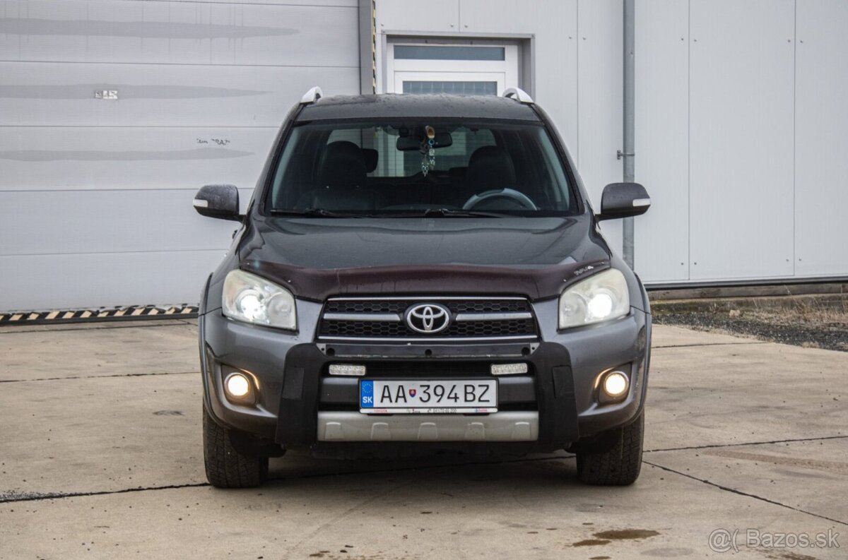 Toyota RAV4 2.2l D-CAT 110kW, A/T - 2