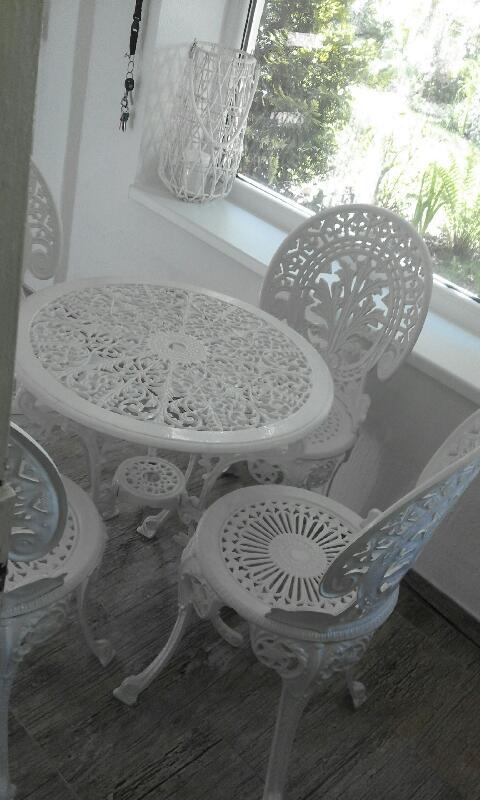 stol zahradny liatinovy okruhly - 2