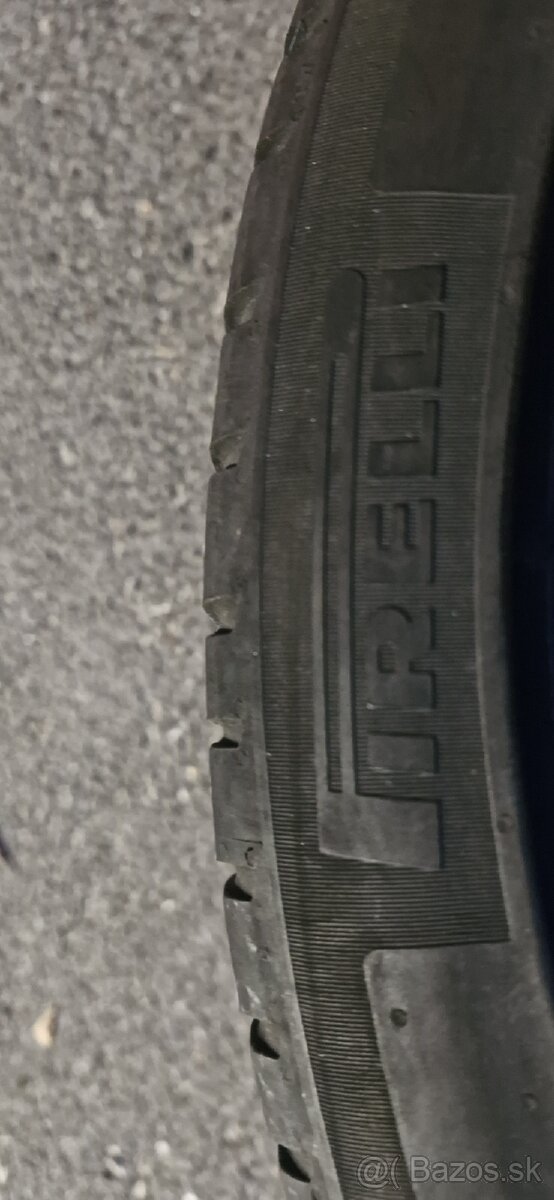 Pirelli 225/45R18 - 2