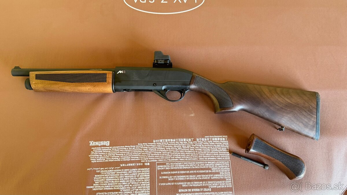 Brokovnica M13 Hunt Group + kolimátor Vector Optics - 2
