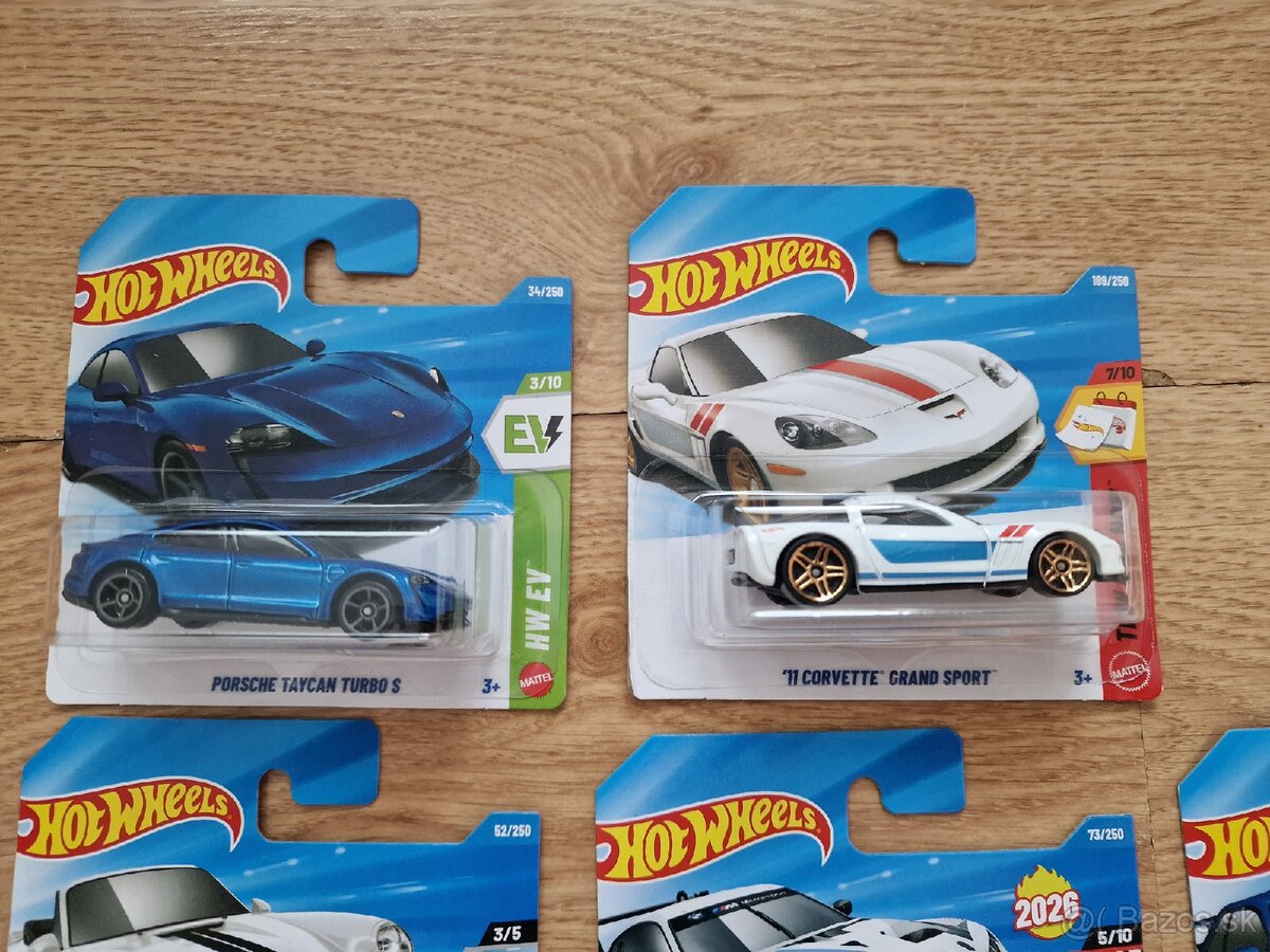 Hot Wheels autíčka - 2