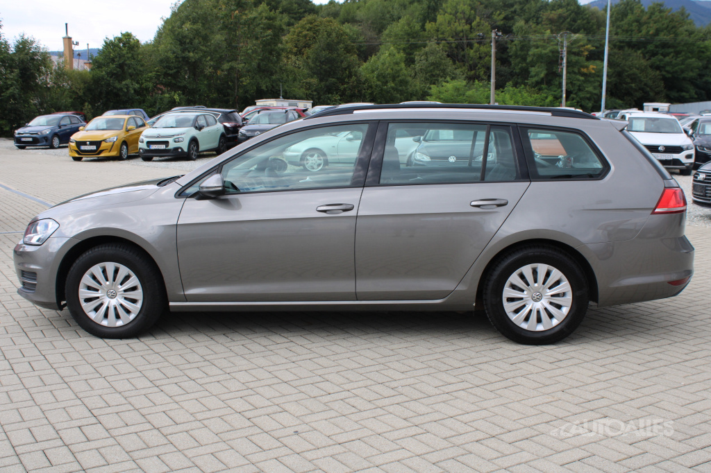 Volkswagen Golf Variant 1,6 TDi 77 kW - 2