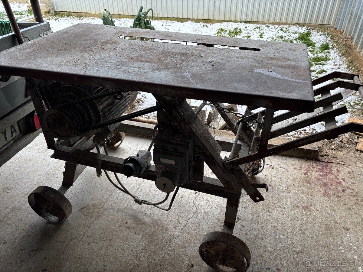 Predám veľký cirkulár - 2