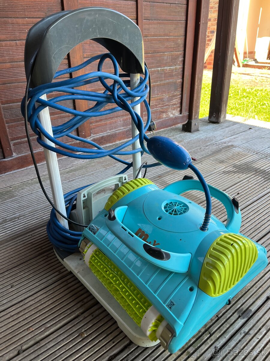 Bazénový samochodiaci vysávač Dolphin Moby - 2