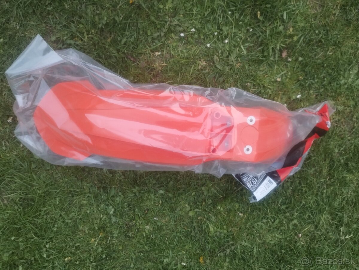 Predný blatník KTM - 2