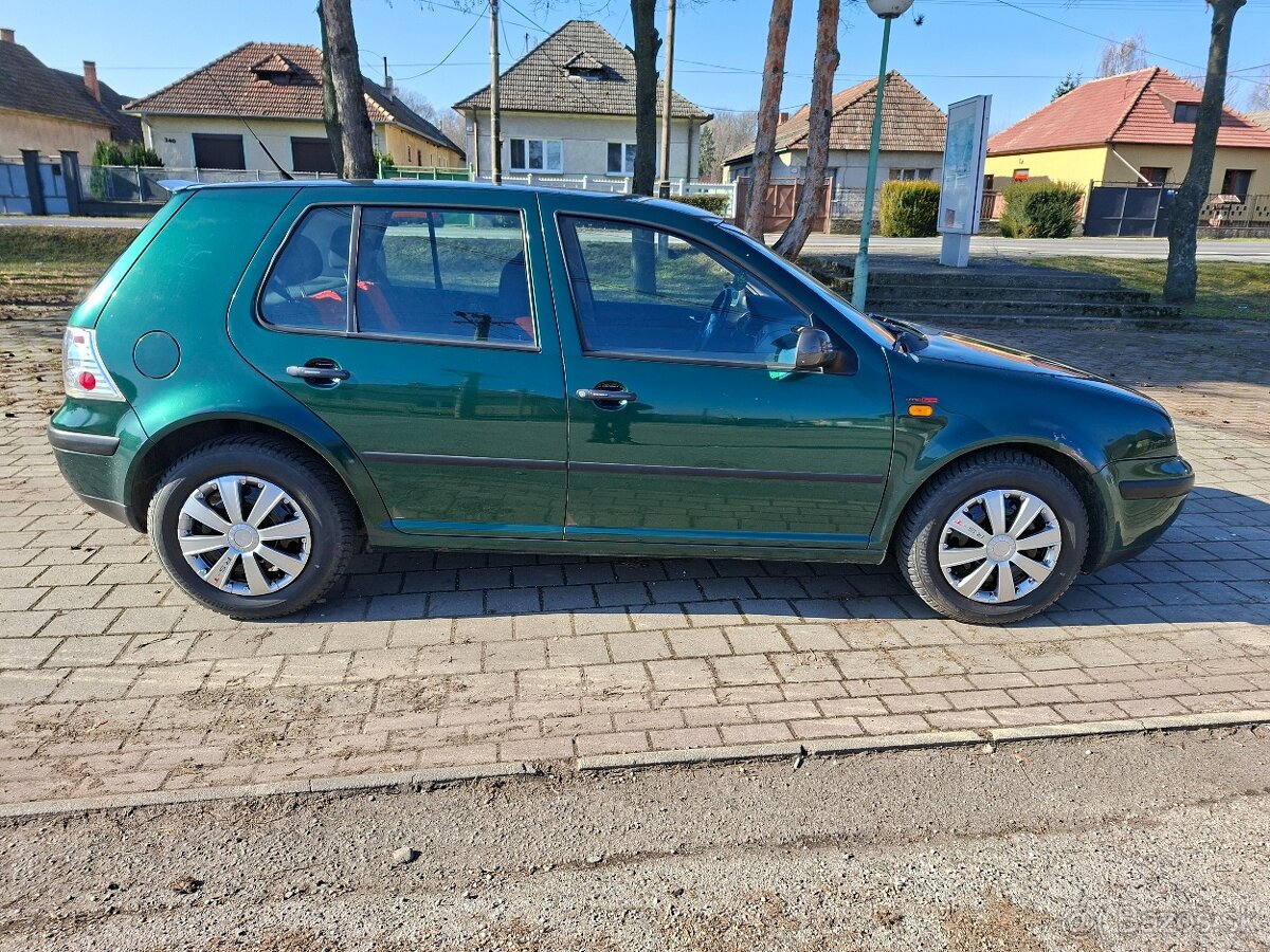 Predam vw golf 4 1.4 benzin 16 V r.v 1998 - 2