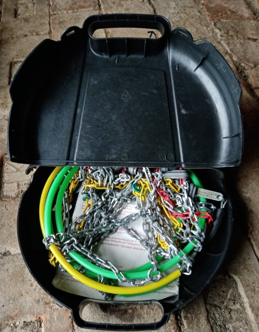 Snehové reťaze - 2