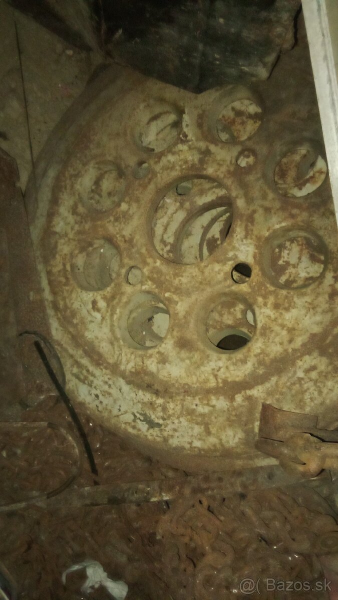 Predám Závažia na Zetor Crystal - 2