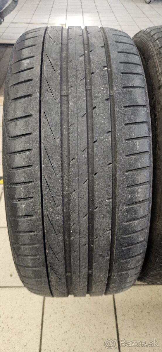 Hankook 225/45 R17 letné - 2