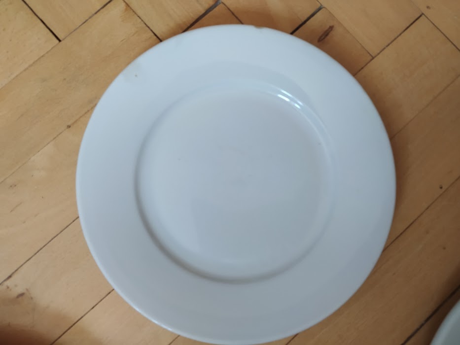 Plytké taniere na doplnenie, značené - 2