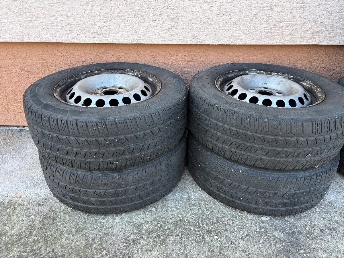 Predam zimnu sadu pneu s Volkswagen caravelle 215/65 R16 C - 2