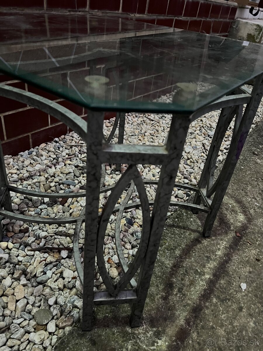 Sklenený stolík - 2