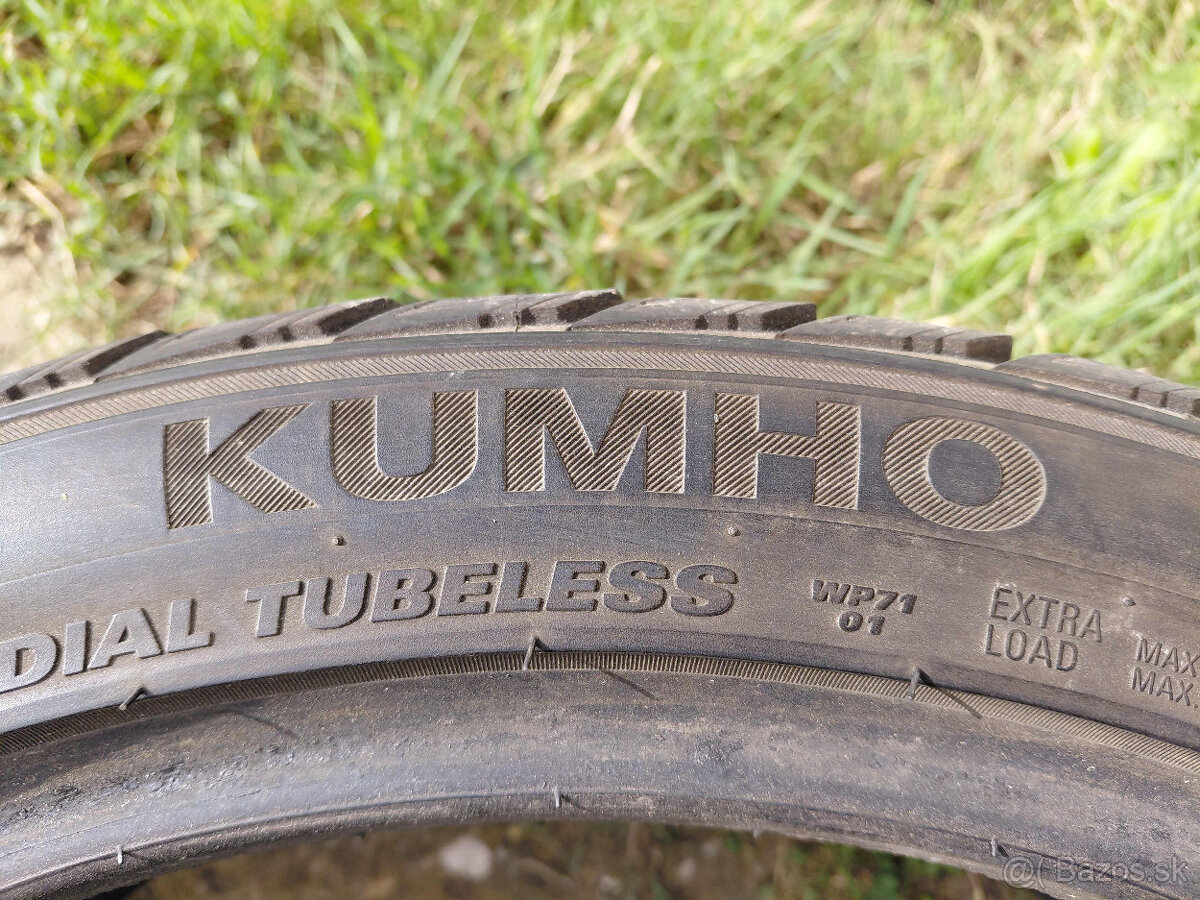 1ks zimna pneu Kumho 225/40R18 - 2