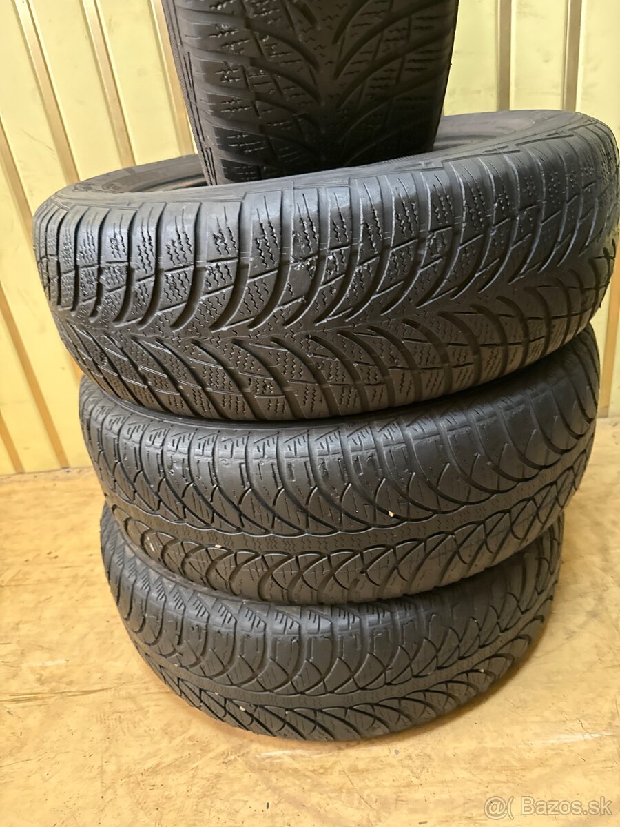 Zimné pneu 195/65R15 viem aj prezuť - 2