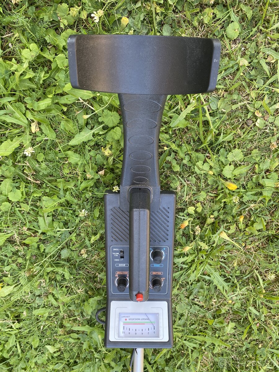 Detektor kovov DURAMAXX - 2