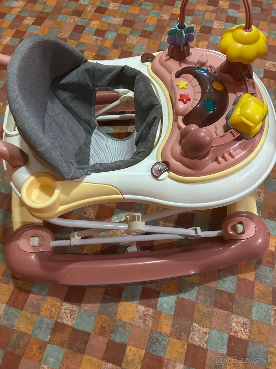 Chodak pre deti 3v1 s hojdalkou - 2