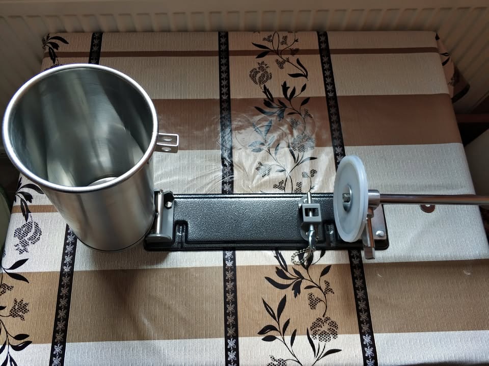 Plnička na klobásy, narážačka - 2