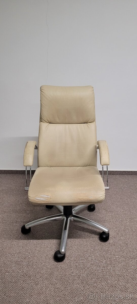 Kancelárska stolička - 2