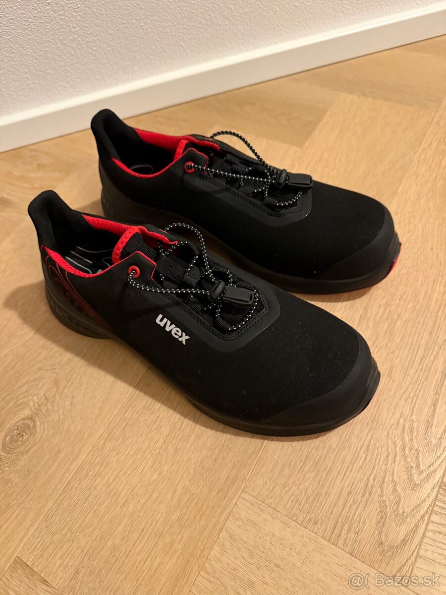 Uvex pracovné topánky - 2