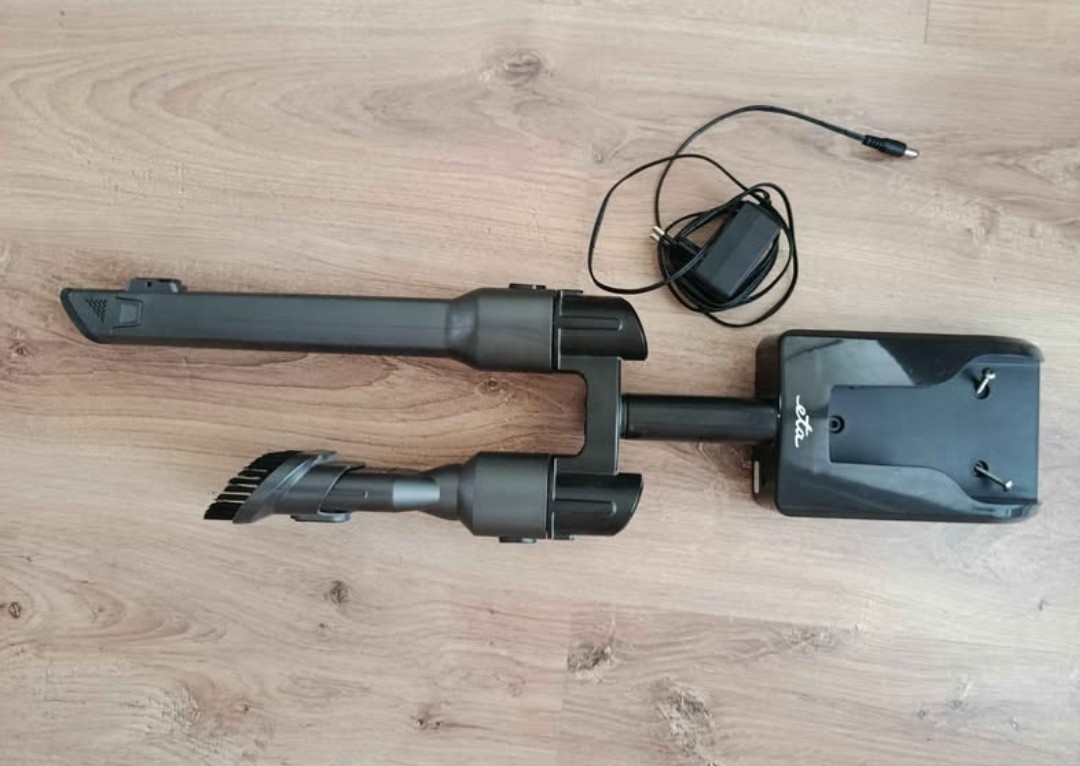 Tyčový vysávač ETA Sonar Aqua plus - 2