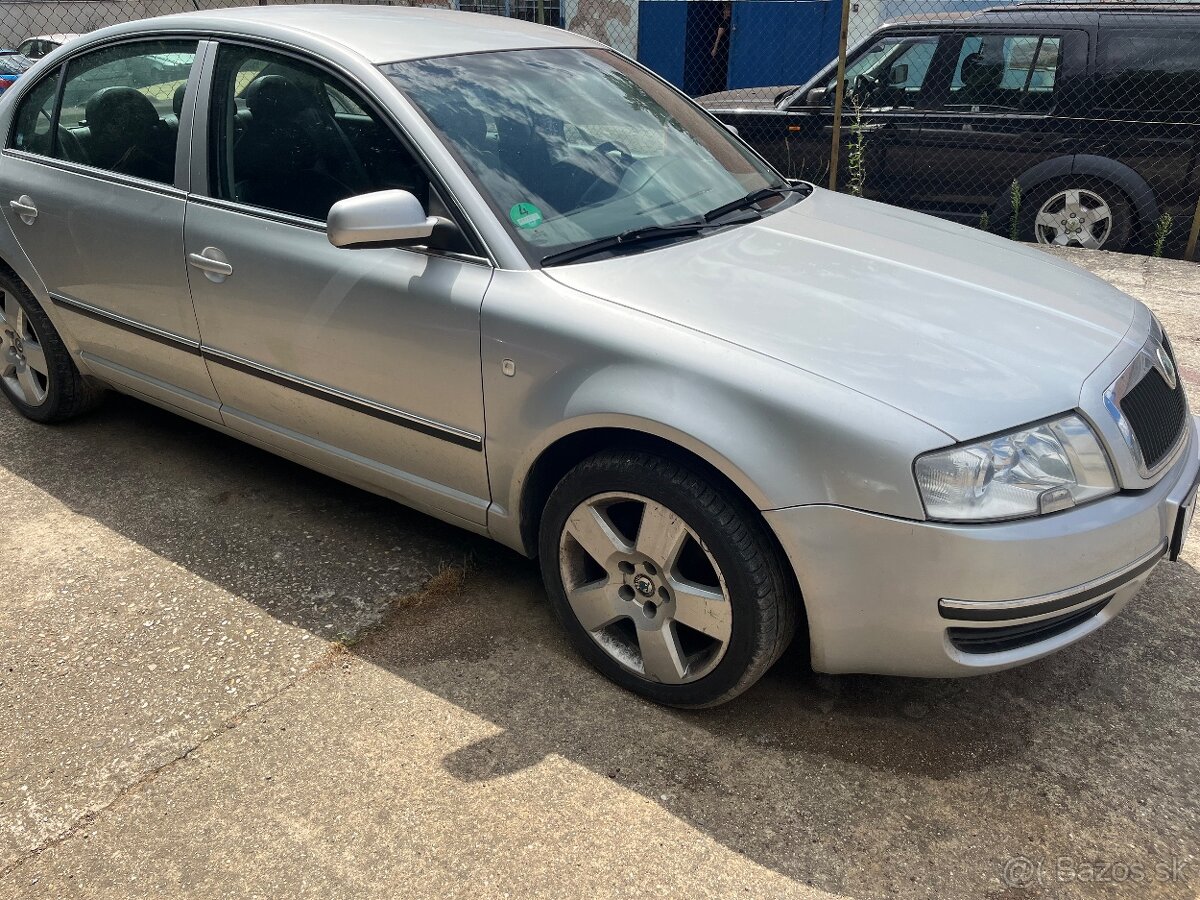 Superb 2.0TDi 103kW 139000km - 2