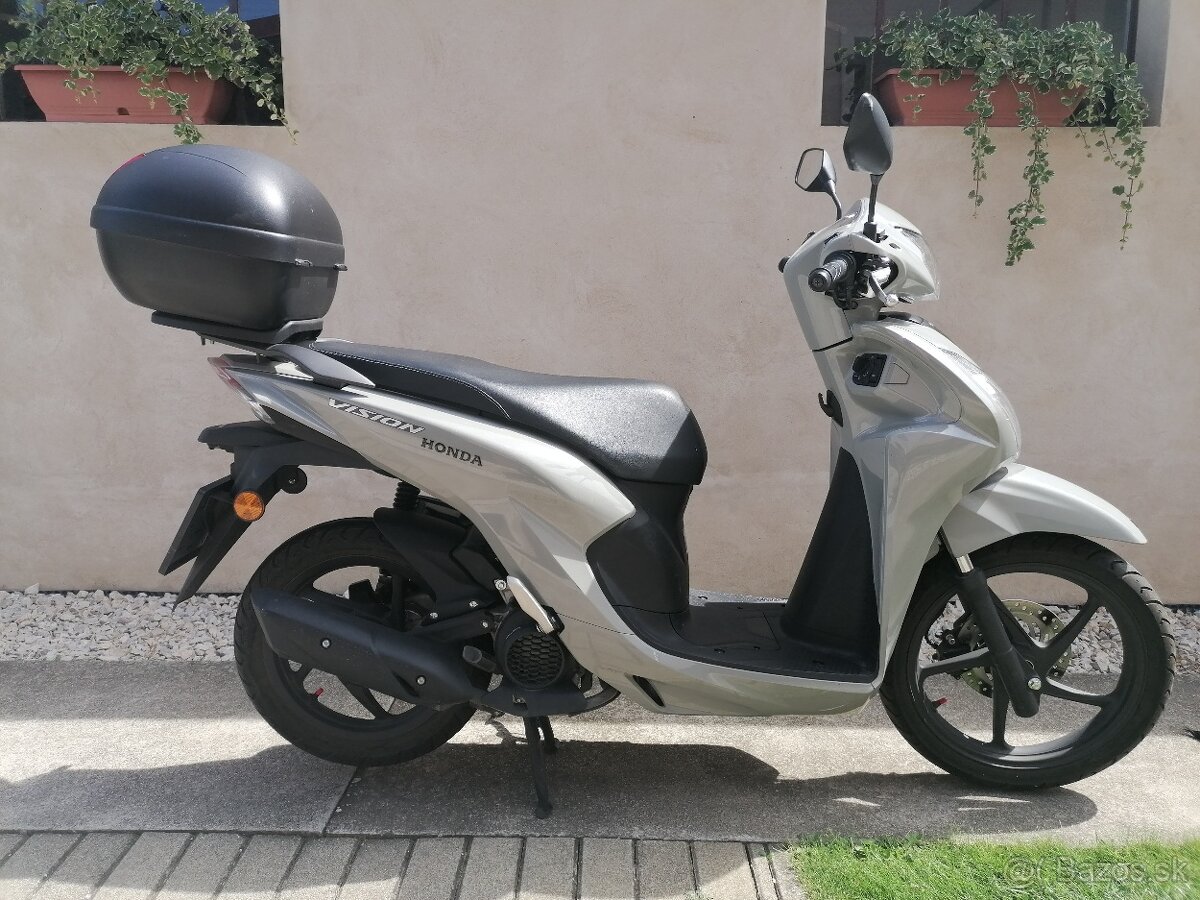 Honda Vision 110i - 2
