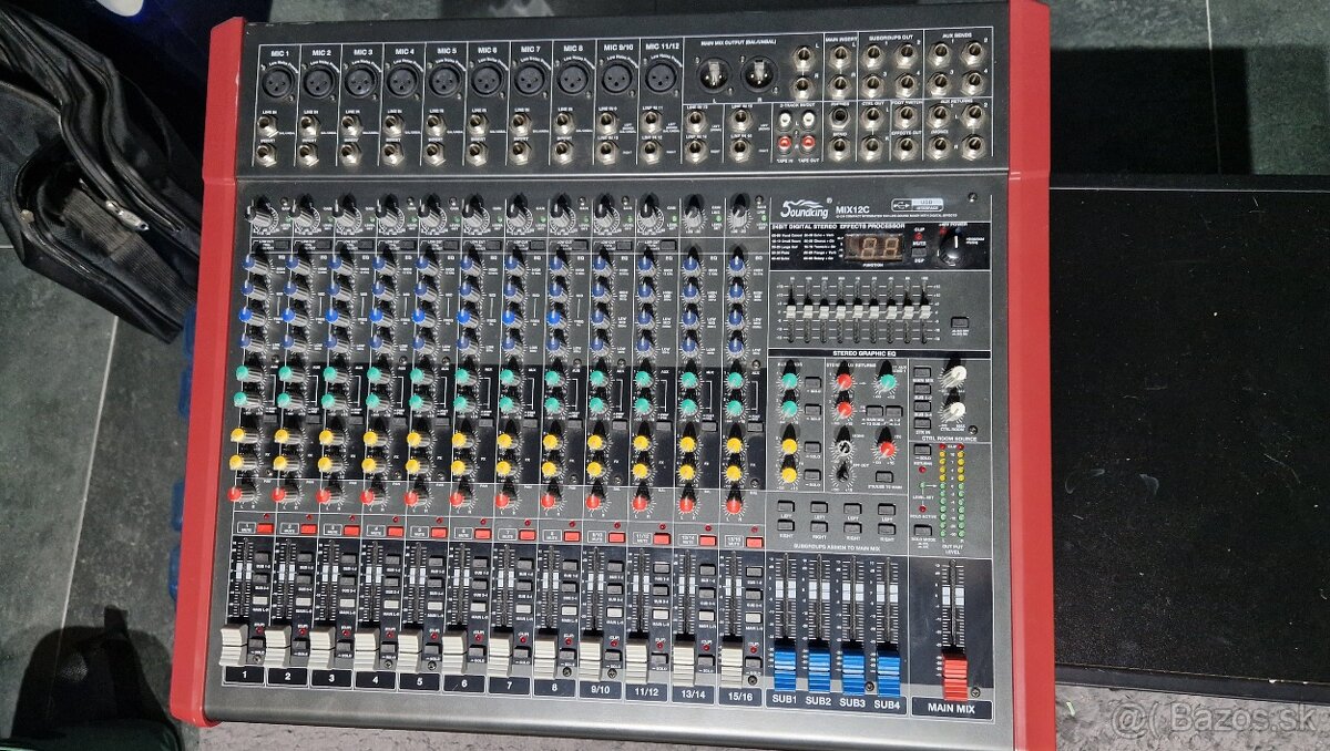 Soundking MIX12C na súčiastky - 2