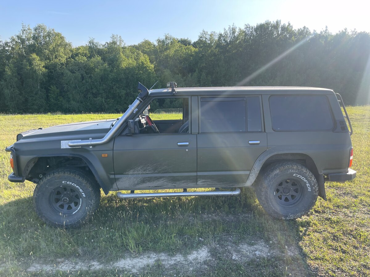 Nissan Patrol Y60