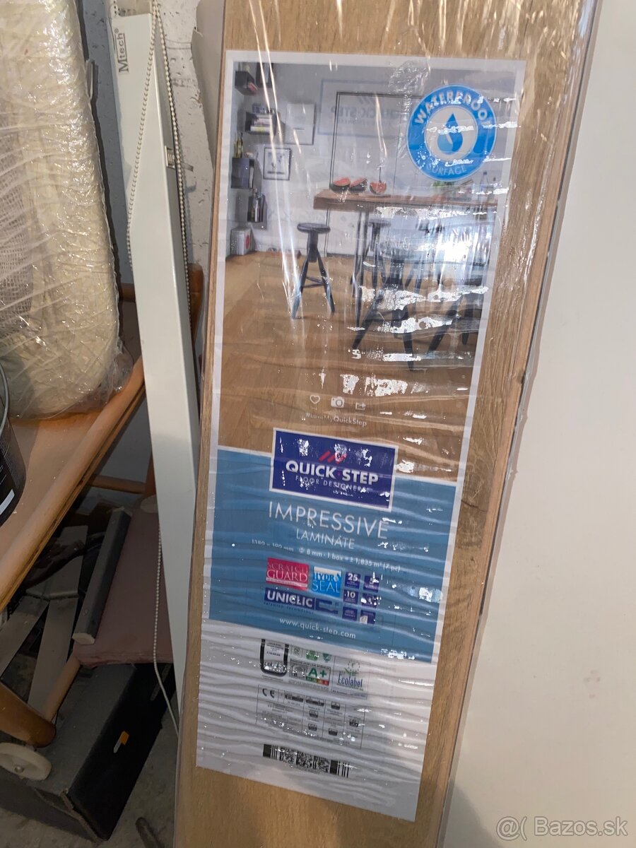 Laminátová podlaha QUICK-STEP IMPRESSIVE DUB ŠEDÝ 8mm - 2