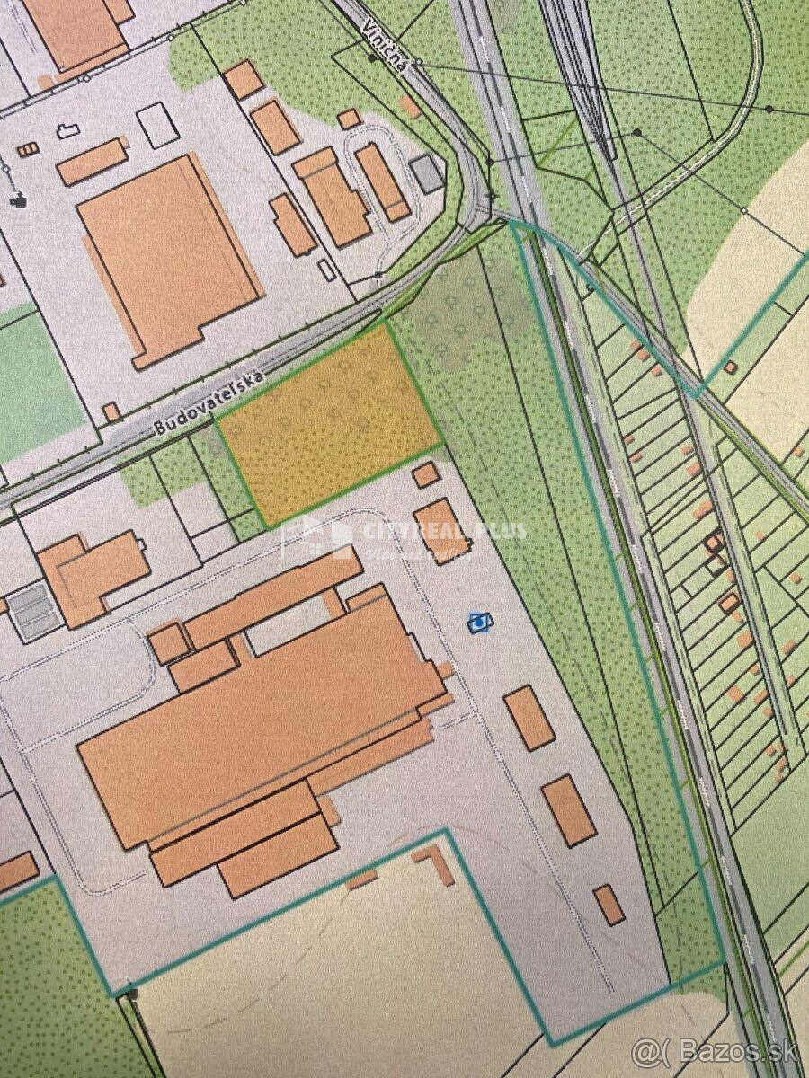 Na predaj stavebný pozemok v priemyselnom areály - 2