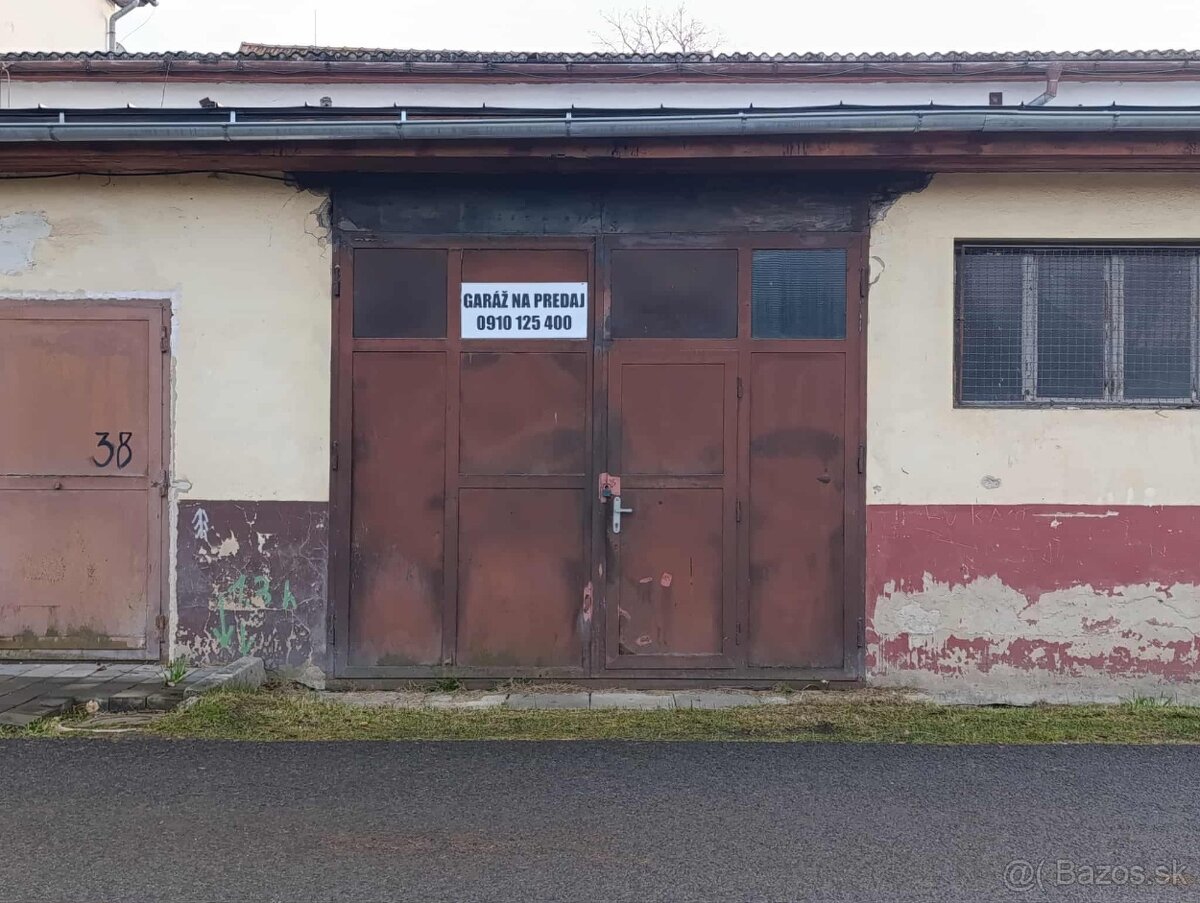 Predám 4 garáže - 2