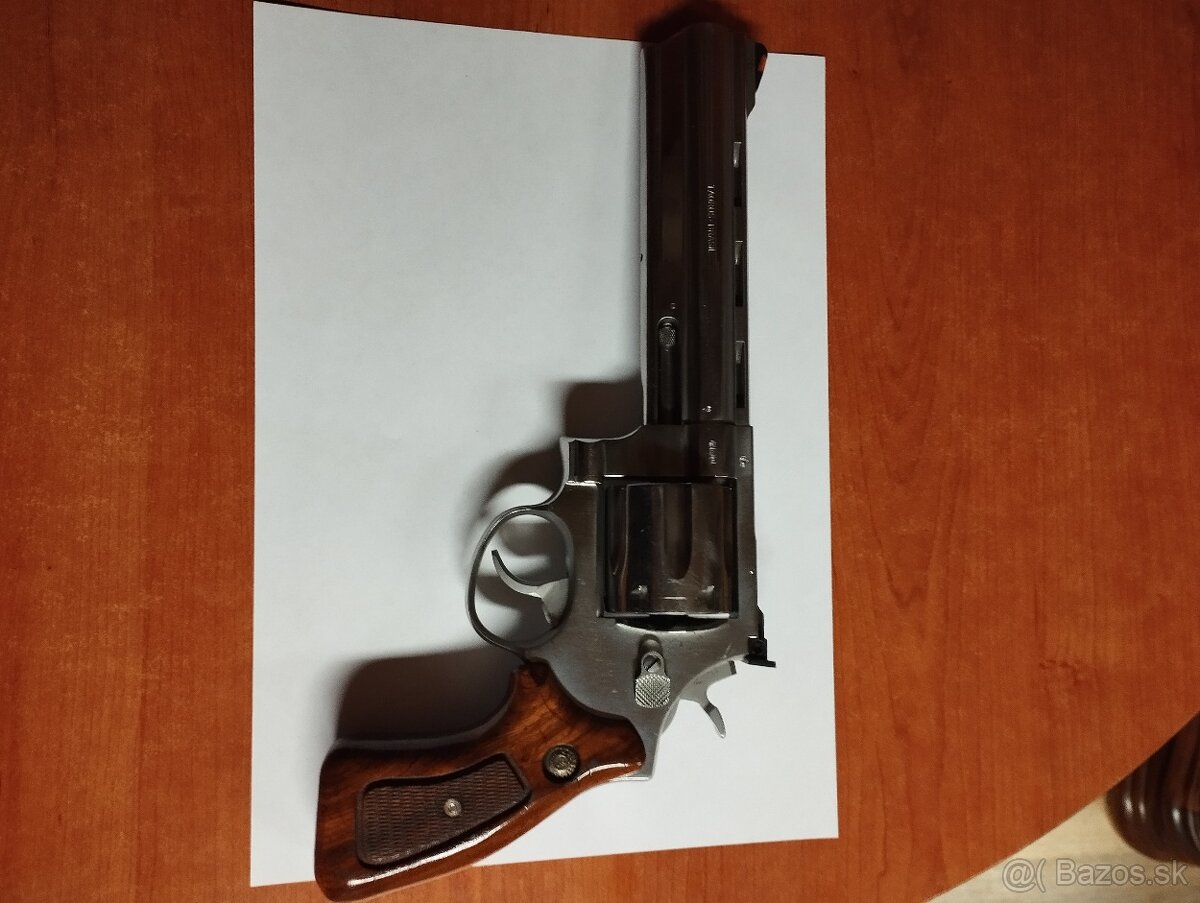 Revolver Taurus - 2