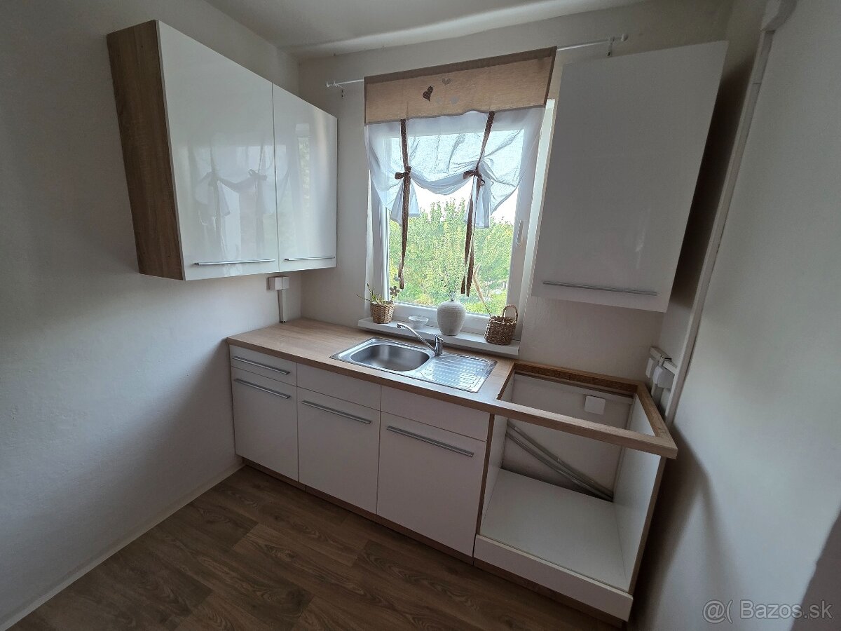 Predám murovanú chatu vhodnú na celoročné bývanie - 2