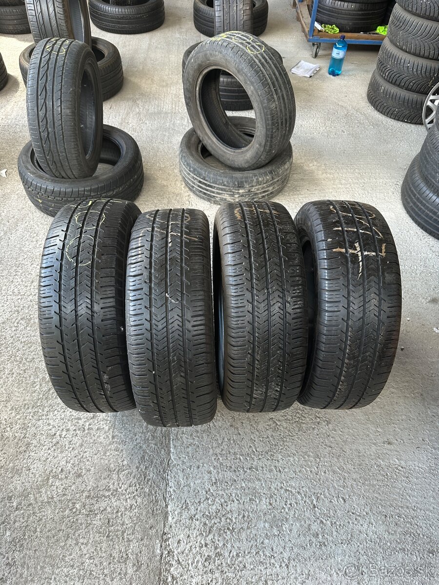 Rozmer:215/60 R16 - 2