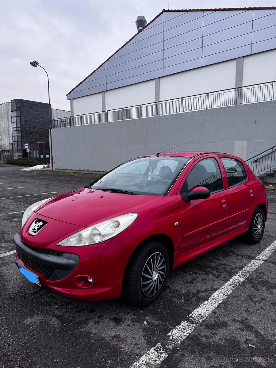 Peugeot 206+ - 2