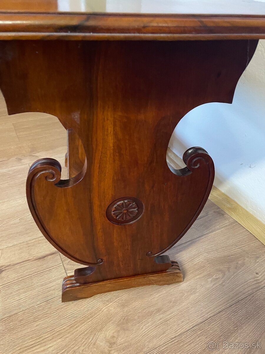 Odkladaci starožitný stolik - 2