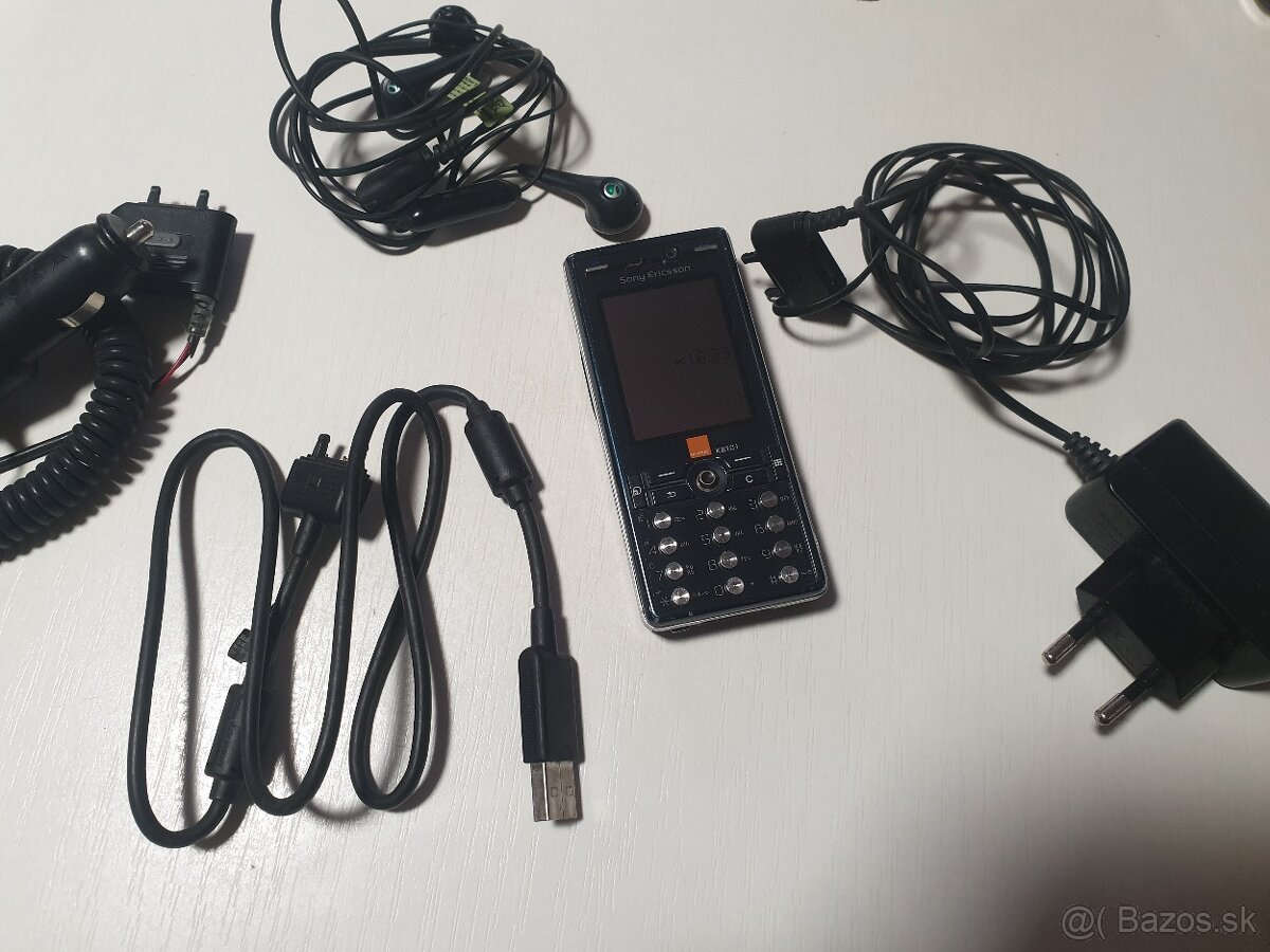 Sony Ericsson K810i - 2