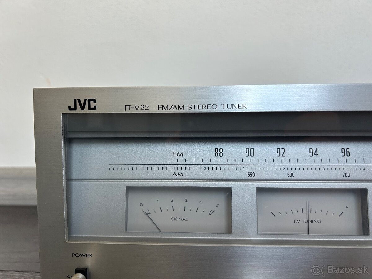 Predám tuner JVC JT-V22 - 2