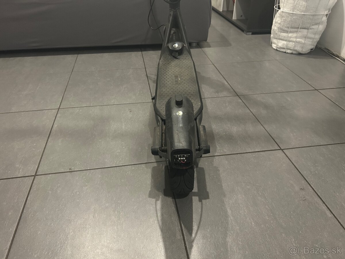 elektrická kolobežka segway - 2