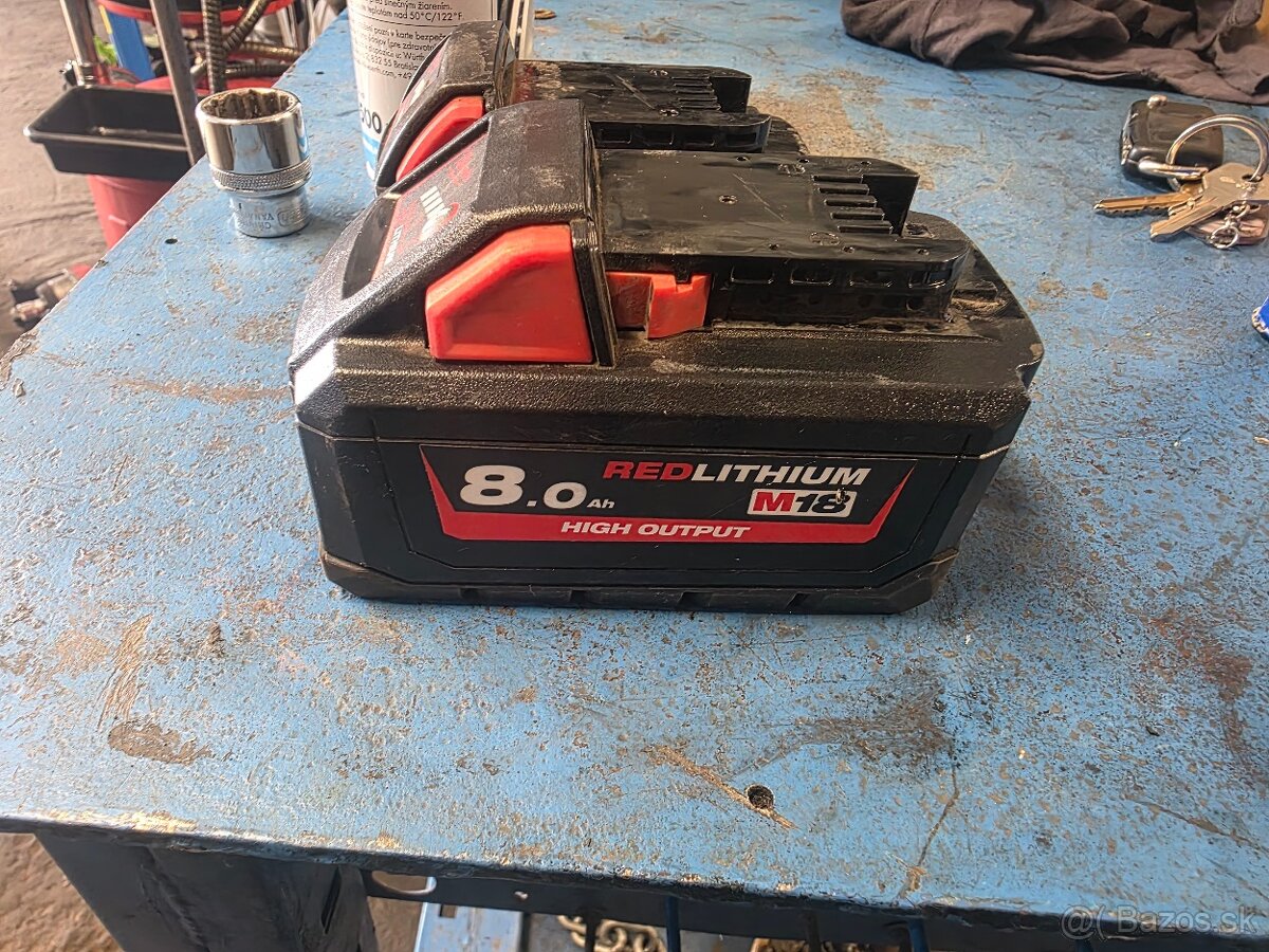 Milwaukee Baterky - 2