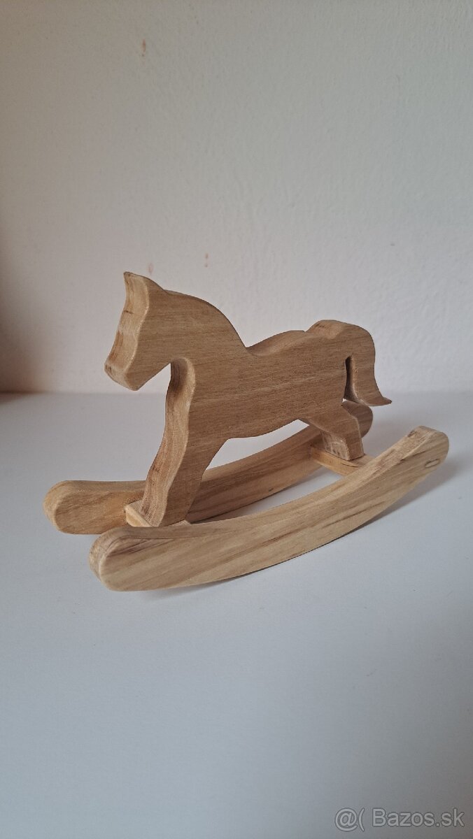 Drevený hojdací koník - 2